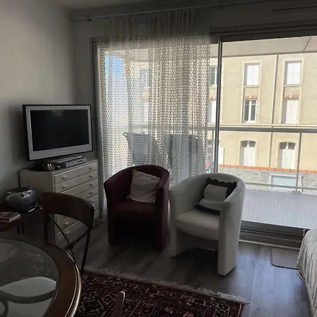 Le Concorde - - Vue Proche Quartier Gare Mae-7461 *